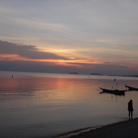 Neptune'S Villa Ko Pha Ngan Dış mekan fotoğraf